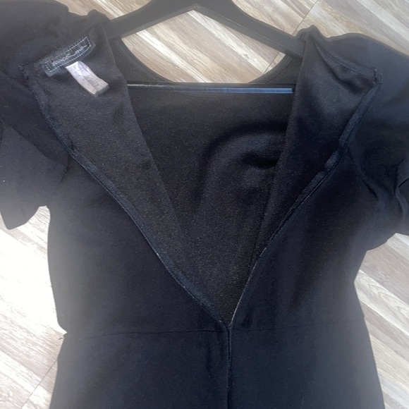 Black frills sleeve jumpsuit. - Picture 2 of 5